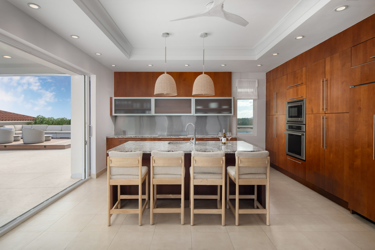 blue-haven-two-bedroom-oceanfront-terrace-penthouse-kitchen