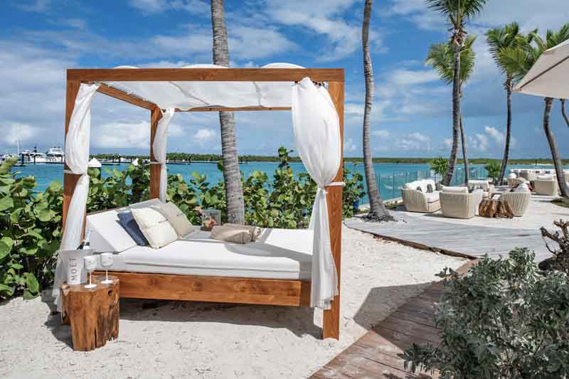 Blue Haven Resort - Cabana Rental